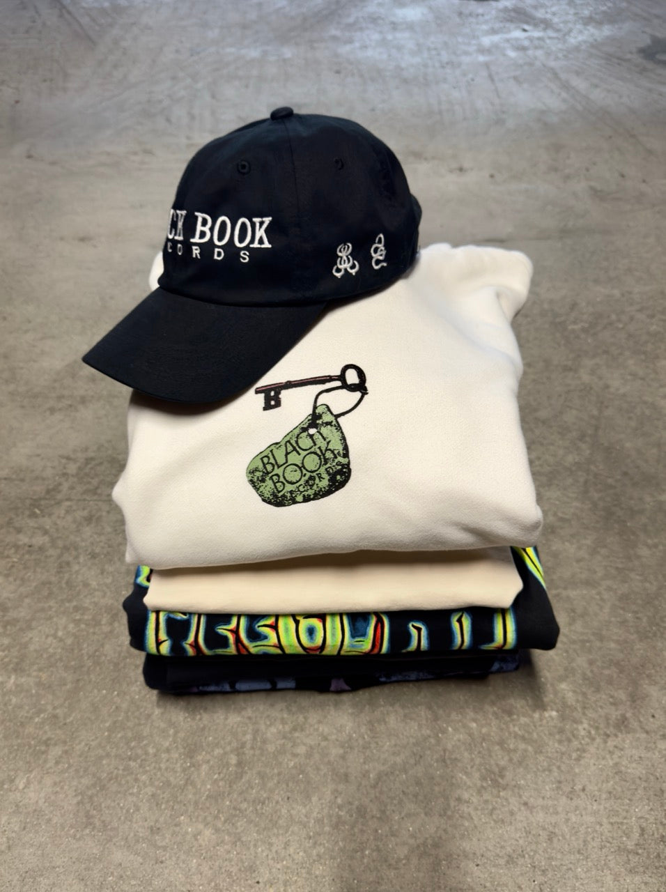 KEY STONE TEE - "PREMIUM-BOX FIT"