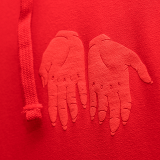 "TRADITIONAL FIT" HANDS HOODIE - RED