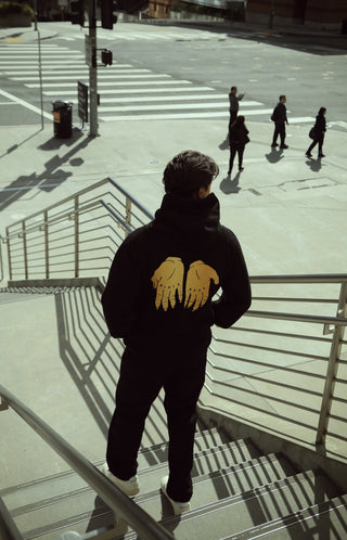 "PREMIUM" OVERSIZED HANDS HOODIE - GOLD/BLACK