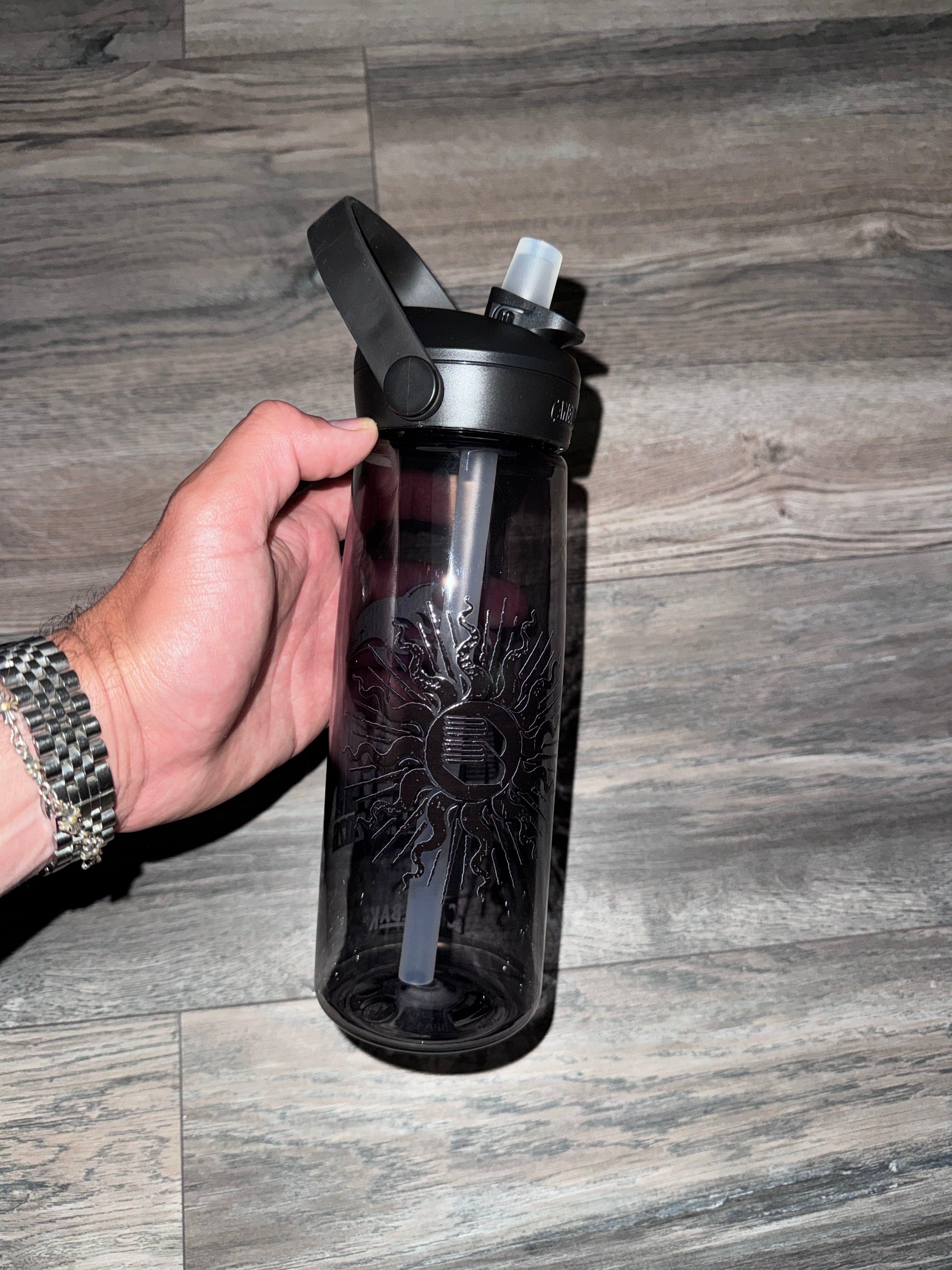 MMW 26' - 25oz WATER BOTTLE