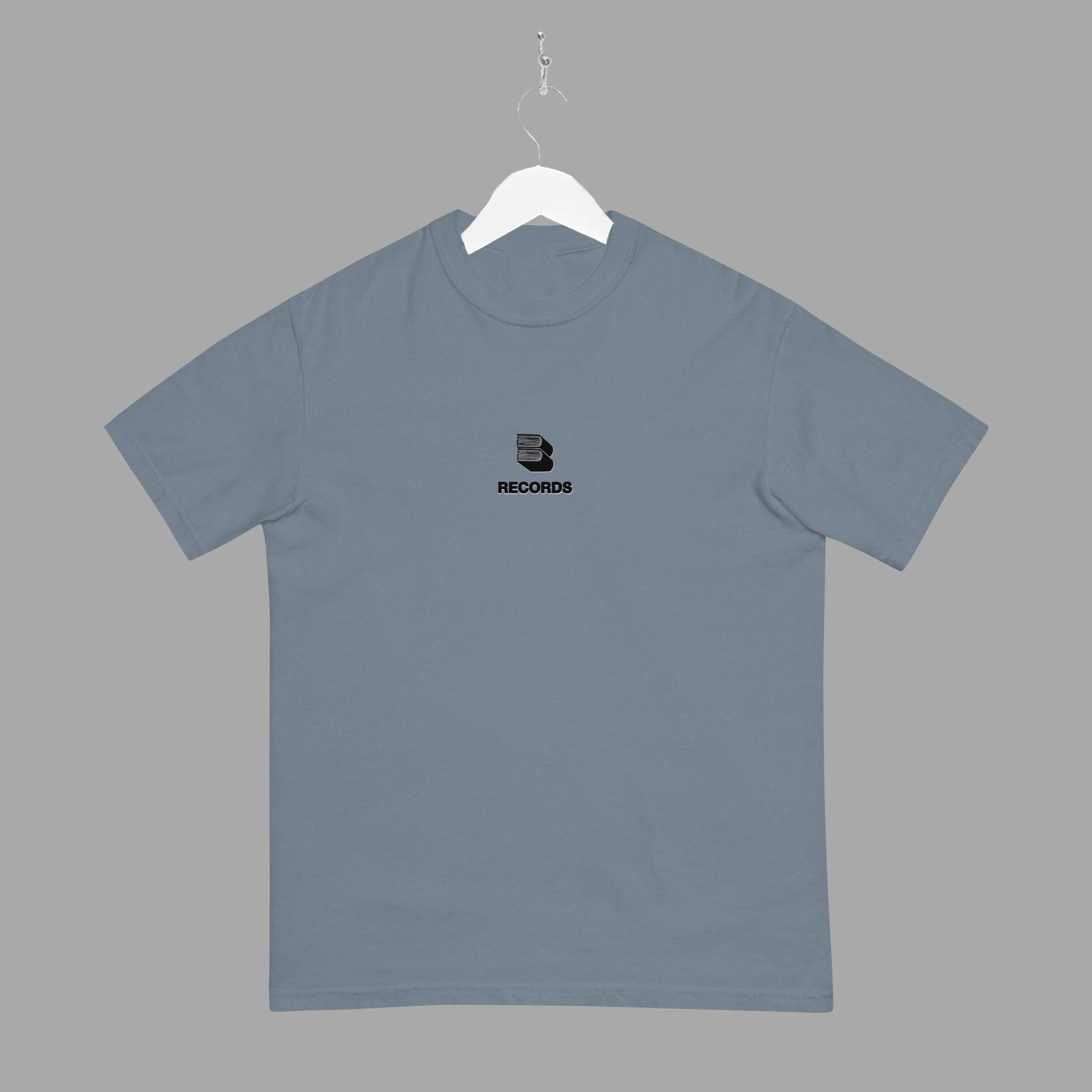 RECORDS - TEE - Black - "TRADITIONAL FIT"