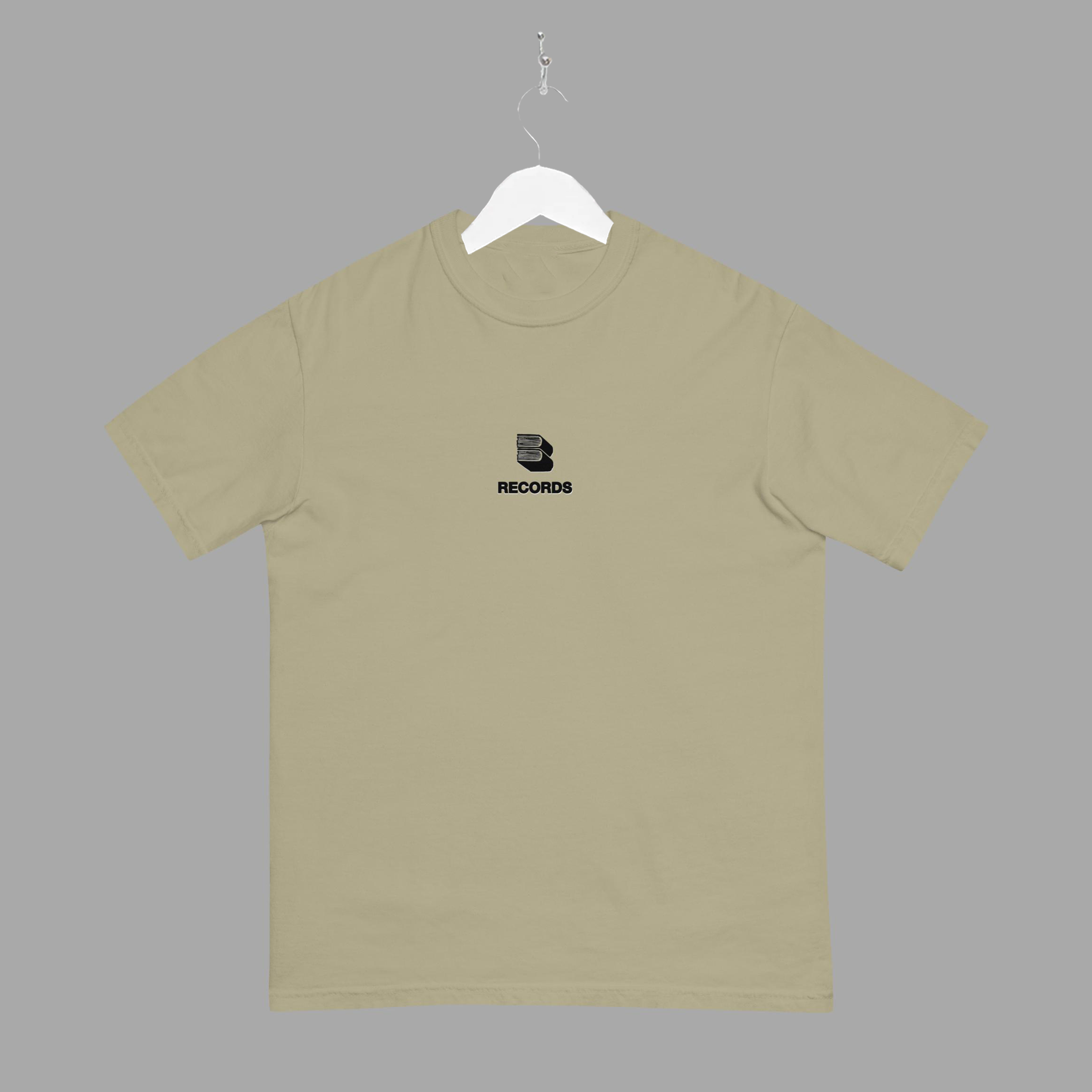 RECORDS - TEE - Black - "TRADITIONAL FIT"
