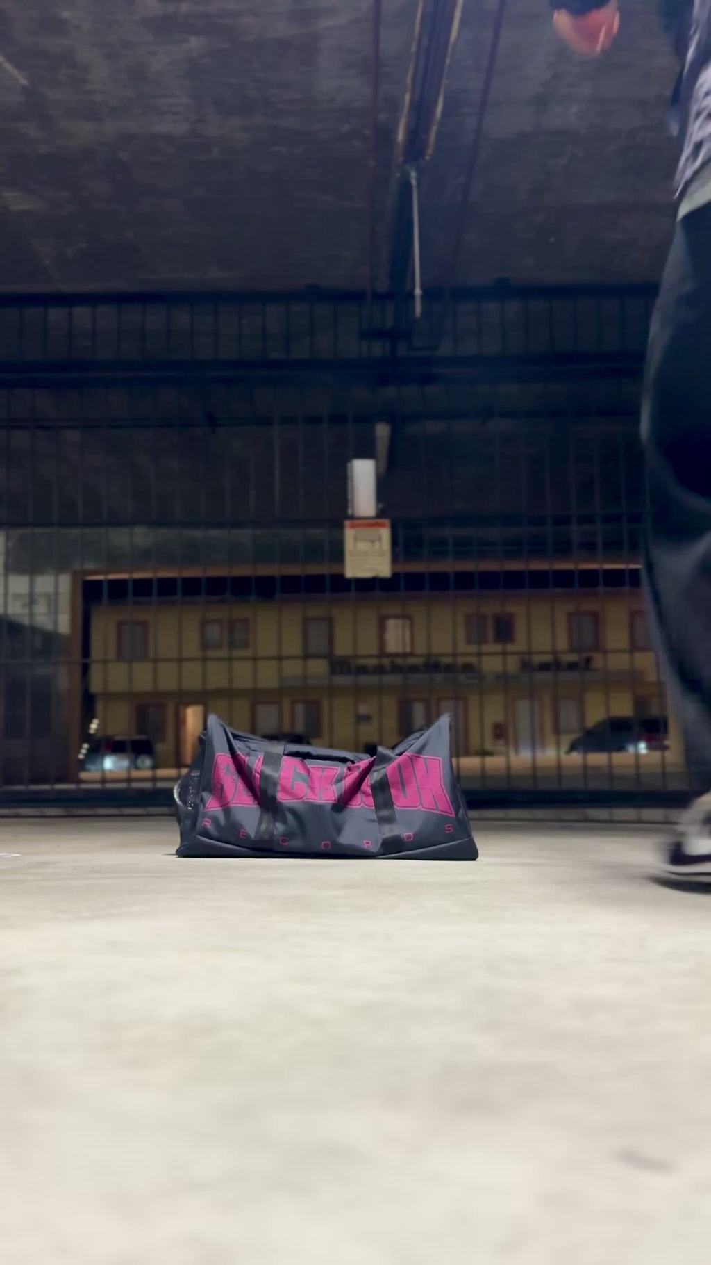 BLACK BOOK UNI - PURPLE - Duffel Bag