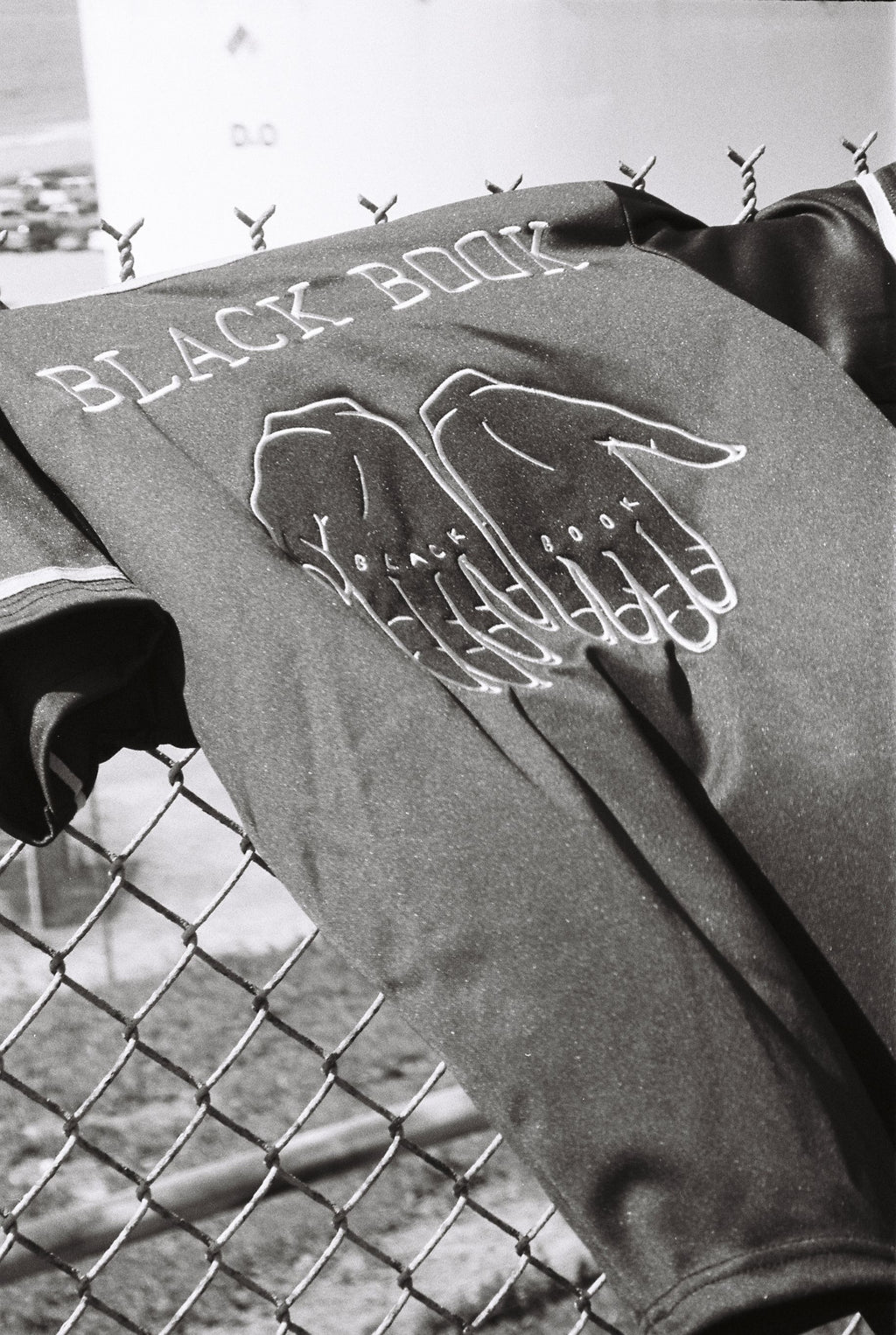 BASEBALL JERSEY - BLACK / GOLD
